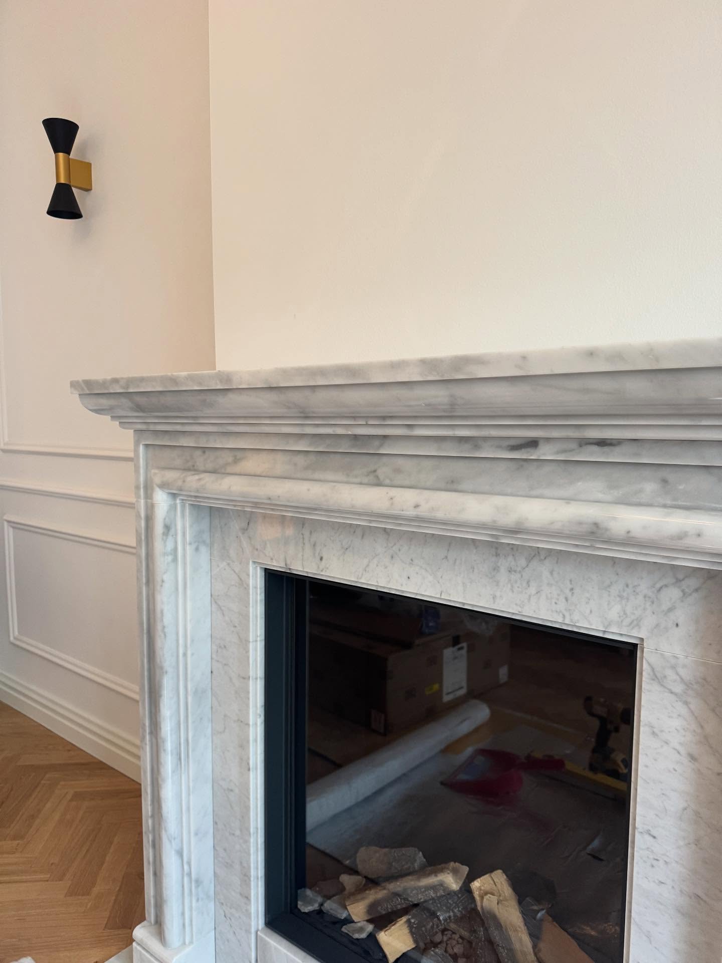 Marmeren haard op maat in herenhuis Statenkwartier, Den Haag